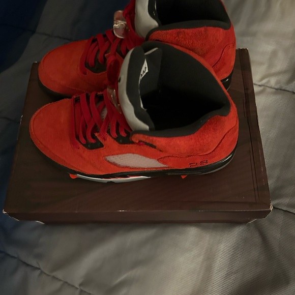 Jordan 5 Raging Bull - Picture 3 of 6
